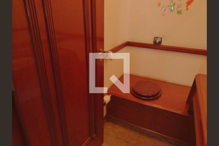 Apartamento à venda com 243m², 3 quartos e 2 vagasBanheiro