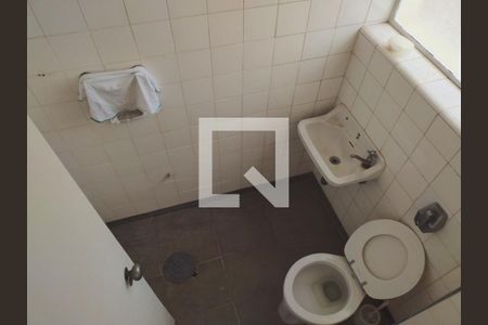 Apartamento à venda com 243m², 3 quartos e 2 vagasBanheiro da Área de Serviço