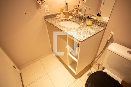 Apartamento à venda com 65m², 2 quartos e 1 vaga Apartamento à venda com 65m², 2 quartos e 1 vagaBanheiro
