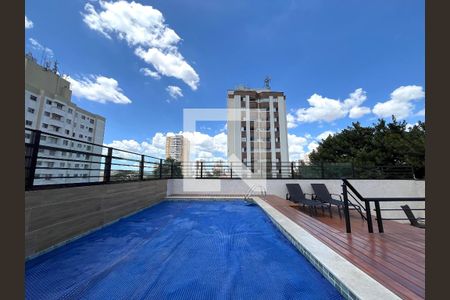 Apartamento à venda com 29m², 1 quarto e sem vagaÁrea comum - Piscina