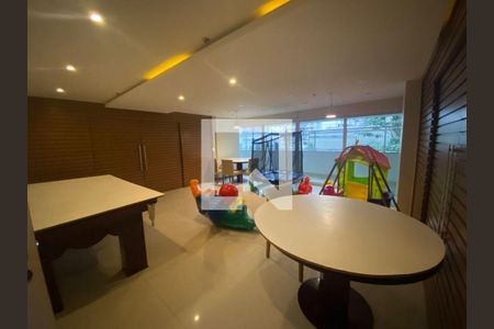 Apartamento à venda com 3 quartos, 110m² em Vital Brasil, Niterói