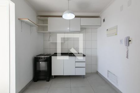 Sala - Cozinha de kitnet/studio para alugar com 1 quarto, 24m² em Vila Campanela, São Paulo