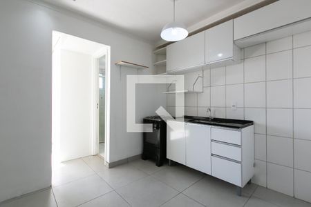 Sala - Cozinha de kitnet/studio para alugar com 1 quarto, 24m² em Vila Campanela, São Paulo