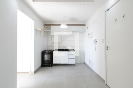 Sala - Cozinha de kitnet/studio para alugar com 1 quarto, 24m² em Vila Campanela, São Paulo