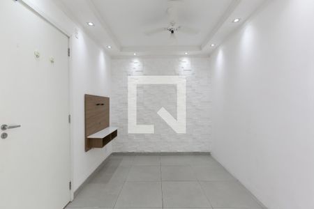 Sala - Cozinha de kitnet/studio para alugar com 1 quarto, 24m² em Vila Campanela, São Paulo