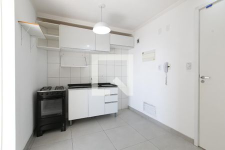 Sala - Cozinha de kitnet/studio para alugar com 1 quarto, 24m² em Vila Campanela, São Paulo