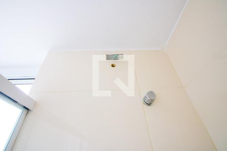 Apartamento à venda com 70m², 2 quartos e 2 vagasBanheiro do quarto 1