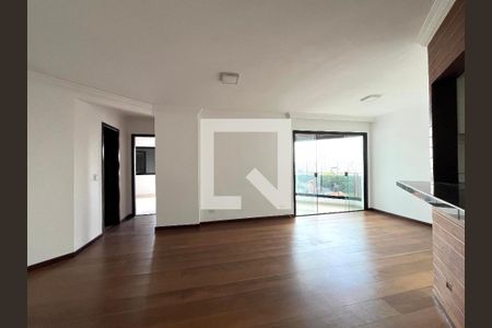 Apartamento à venda com 83m², 3 quartos e 1 vaga Apartamento à venda com 83m², 3 quartos e 1 vagaSala