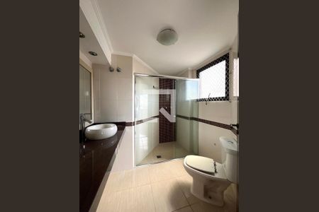 Apartamento à venda com 83m², 3 quartos e 1 vaga Apartamento à venda com 83m², 3 quartos e 1 vagaBanheiro da Suíte