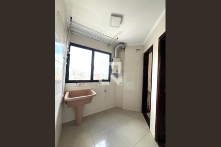 Apartamento à venda com 83m², 3 quartos e 1 vaga Apartamento à venda com 83m², 3 quartos e 1 vagaÁrea de Serviço