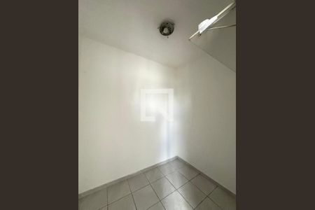 Apartamento à venda com 83m², 3 quartos e 1 vaga Apartamento à venda com 83m², 3 quartos e 1 vagaQuarto de Serviço