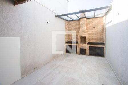 Casa à venda com 120m², 3 quartos e 2 vagasQuintal