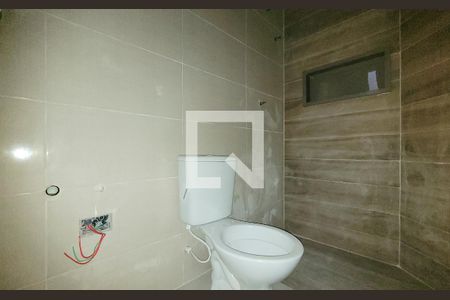 Apartamento para alugar com 61m², 2 quartos e 2 vagas Apartamento para alugar com 61m², 2 quartos e 2 vagasBanheiro da suíte