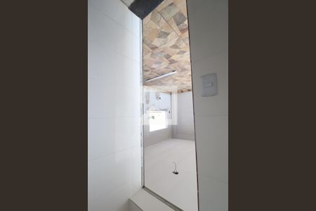 Apartamento para alugar com 82m², 2 quartos e 2 vagasBanheiro de Serviço