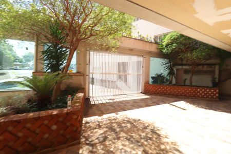 Apartamento para alugar com 82m², 2 quartos e 2 vagasFachada