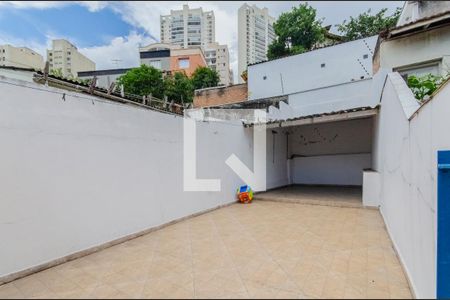 Casa à venda com 178m², 4 quartos e 1 vaga Casa à venda com 178m², 4 quartos e 1 vagaQuintal
