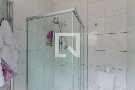 Casa à venda com 178m², 4 quartos e 1 vaga Casa à venda com 178m², 4 quartos e 1 vagaBanheiro Social