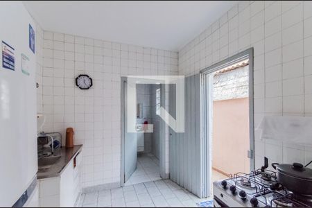 Casa à venda com 178m², 4 quartos e 1 vaga Casa à venda com 178m², 4 quartos e 1 vagaCozinha