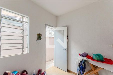 Casa à venda com 178m², 4 quartos e 1 vaga Casa à venda com 178m², 4 quartos e 1 vagaQuarto de Serviço