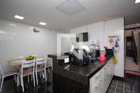 Casa à venda com 166m², 4 quartos e 2 vagasCozinha