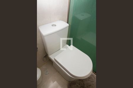 Casa à venda com 166m², 4 quartos e 2 vagasBanheiro 2