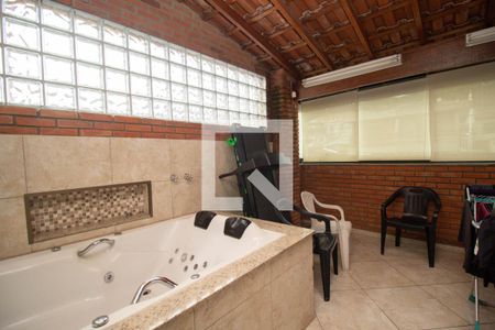 Casa à venda com 166m², 4 quartos e 2 vagasVaranda