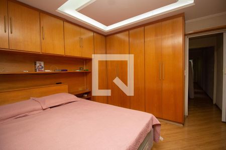 Casa à venda com 166m², 4 quartos e 2 vagasQuarto 3