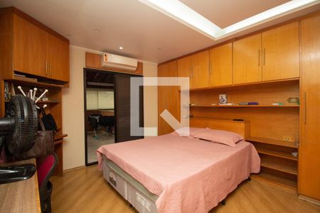 Casa à venda com 166m², 4 quartos e 2 vagasQuarto 3