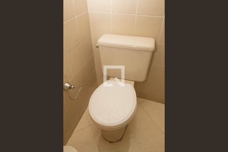 Casa à venda com 166m², 4 quartos e 2 vagasBanheiro 1