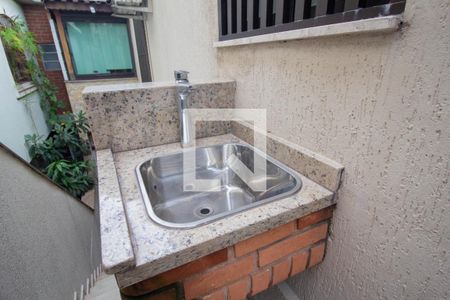 Casa à venda com 166m², 4 quartos e 2 vagasÁrea de Serviço