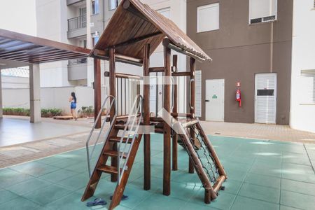 Apartamento para alugar com 43m², 2 quartos e 1 vaga Apartamento para alugar com 43m², 2 quartos e 1 vagaÁrea comum - Playground