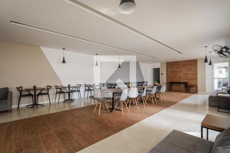 Apartamento para alugar com 43m², 2 quartos e 1 vaga Apartamento para alugar com 43m², 2 quartos e 1 vagaÁrea comum - Salão de festas