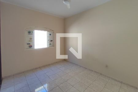 Casa à venda com 290m², 3 quartos e 4 vagas Casa à venda com 290m², 3 quartos e 4 vagasQuarto 2