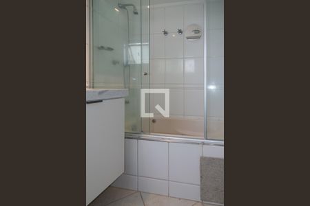 Apartamento para alugar com 116m², 3 quartos e 3 vagasBanheiro