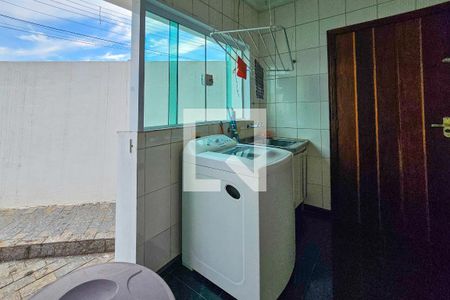 Casa de condomínio para alugar com 1000m², 7 quartos e 6 vagas Casa de condomínio para alugar com 1000m², 7 quartos e 6 vagasÁrea de serviço