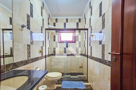 Casa de condomínio para alugar com 1000m², 7 quartos e 6 vagas Casa de condomínio para alugar com 1000m², 7 quartos e 6 vagasBanheiro da Suíte 2