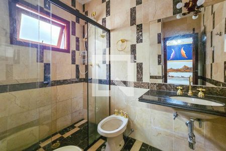Casa de condomínio para alugar com 1000m², 7 quartos e 6 vagas Casa de condomínio para alugar com 1000m², 7 quartos e 6 vagasbanheiro da Suíte 4