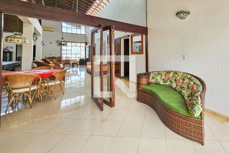 Casa de condomínio para alugar com 1000m², 7 quartos e 6 vagas Casa de condomínio para alugar com 1000m², 7 quartos e 6 vagasÁrea de Lazer privativa