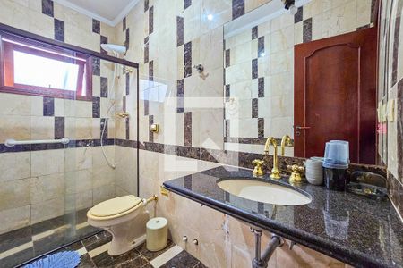Casa de condomínio para alugar com 1000m², 7 quartos e 6 vagas Casa de condomínio para alugar com 1000m², 7 quartos e 6 vagasBanheiro da Suíte 1