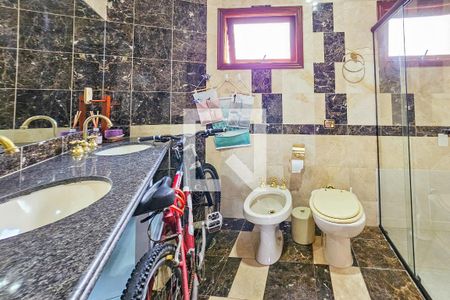 Casa de condomínio para alugar com 1000m², 7 quartos e 6 vagas Casa de condomínio para alugar com 1000m², 7 quartos e 6 vagasbanheiro da Suíte 7