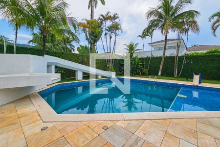 Casa de condomínio para alugar com 1000m², 7 quartos e 6 vagas Casa de condomínio para alugar com 1000m², 7 quartos e 6 vagasÁrea de Lazer privativa