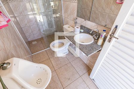 Casa à venda com 1000m², 4 quartos e 3 vagas Casa à venda com 1000m², 4 quartos e 3 vagasBanheiro de Serviço 2