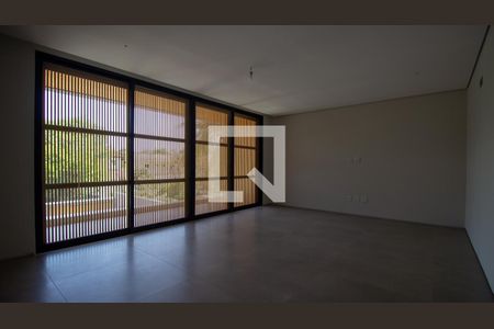 Casa de condomínio à venda com 350m², 4 quartos e 2 vagasSuíte 2
