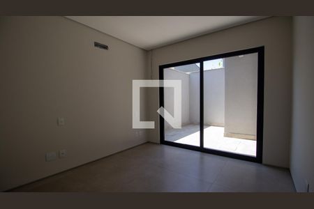 Suíte 1 de casa de condomínio à venda com 4 quartos, 350m² em Barra da Tijuca, Rio de Janeiro