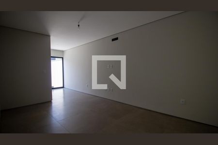 Casa de condomínio à venda com 350m², 4 quartos e 2 vagasSuíte 3