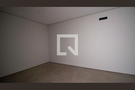 Casa de condomínio à venda com 350m², 4 quartos e 2 vagasCloset da Suíte 2