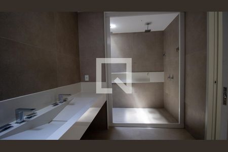 Casa de condomínio à venda com 350m², 4 quartos e 2 vagasBanheiro da Suíte 2