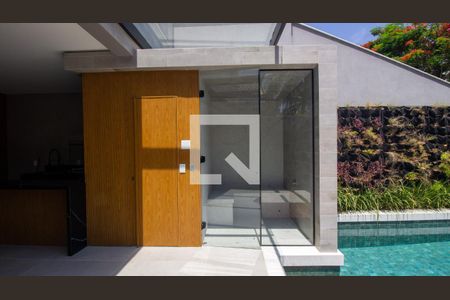 Casa de condomínio à venda com 350m², 4 quartos e 2 vagasQuintal