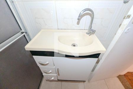 Banheiro - torneira de kitnet/studio para alugar com 1 quarto, 40m² em Centro Histórico de São Paulo, São Paulo