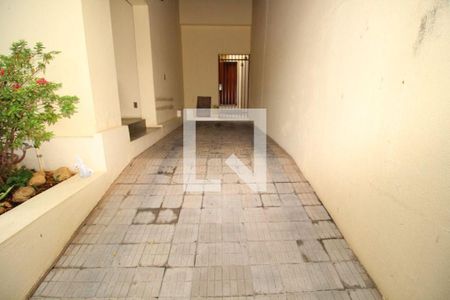 Casa à venda com 204m², 4 quartos e 2 vagas